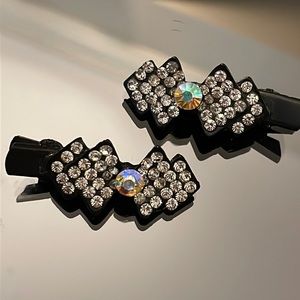 Set of 2 Small Matching Bling Hair Clips